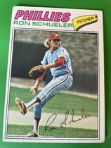 1977 Topps Base Set #337 Ron Schueler