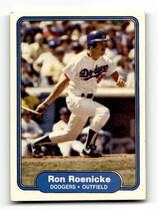1982 Fleer Base Set #19 Ron Roenicke