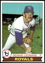 1979 Topps Base Set #218 Dennis Leonard