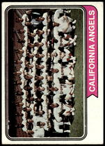 1974 Topps Base Set #114 Angels Team