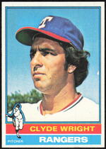 1976 Topps Base Set #559 Clyde Wright