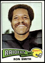 1975 Topps Base Set #171 Ron Smith