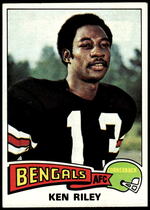 1975 Topps Base Set #241 Ken Riley