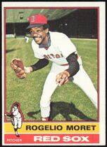 1976 Topps Base Set #632 Roger Moret