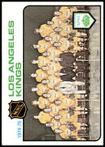 1975 Topps Base Set #86 Kings Team