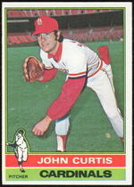 1976 Topps Base Set #239 John Curtis