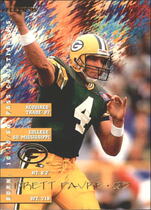 1995 Fleer Base Set #135 Brett Favre