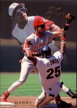 1993 Flair Base Set #27 Barry Larkin