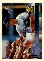 1996 Topps Base Set #136 Hideo Nomo