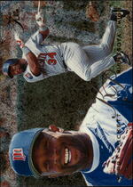 1995 Flair Base Set #62 Kirby Puckett