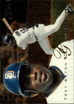 1995 Flair Base Set #201 Tony Gwynn