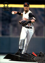 2000 Pacific Omega #36 Barry Larkin