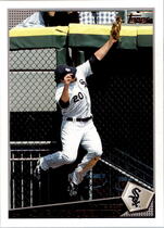 2009 Topps Base Set Series 2 #375 Carlos Quentin