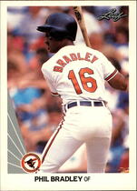 1990 Leaf Base Set #138 Phil Bradley