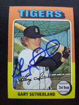 1975 Topps Base Set #522 Gary Sutherland