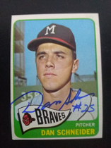 1965 Topps Base Set #366 Dan Schneider