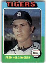 1975 Topps Base Set #323 Fred Holdsworth