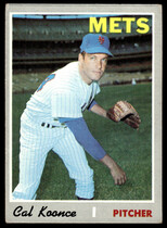 1970 Topps Base Set #521 Cal Koonce