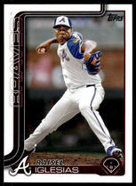 2025 Topps Base Set #304 Raisel Iglesias