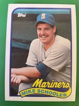 1989 Topps Base Set #199 Mike Schooler