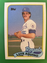 1989 Topps Base Set #266 Luis Aquino