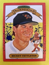 1990 Donruss Base Set #5 Mickey Tettleton