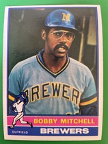 1976 Topps Base Set #479 Bobby Mitchell