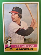 1976 Topps Base Set #612 Joe Lahoud