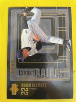 2000 Upper Deck Statitude #30 Roger Clemens