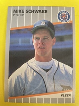 1989 Fleer Update #32 Mike Schwabe