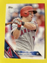 2016 Topps Base Set Series 2 #559 Cliff Pennington