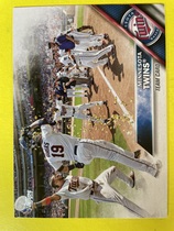 2016 Topps Base Set #181 Minnesota Twins