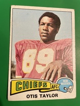 1975 Topps Base Set #75 Otis Taylor