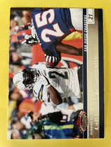 2008 Stadium Club Base Set #14 LaDainian Tomlinson