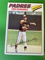1977 Topps Base Set #522 Enzo Hernandez