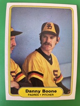 1982 Fleer Base Set #568 Danny Boone