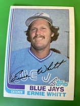 1982 Topps Base Set #19 Ernie Whitt