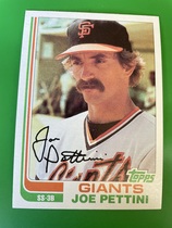 1982 Topps Base Set #568 Joe Pettini