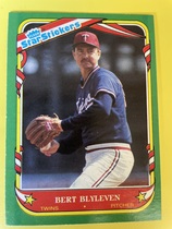 1987 Fleer Star Stickers #10 Bert Blyleven