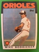 1986 Topps Base Set #575 Mike Boddicker