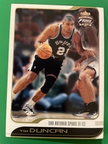 2001 Fleer Focus #49 Tim Duncan