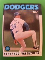 1986 Topps Base Set #630 Fernando Valenzuela