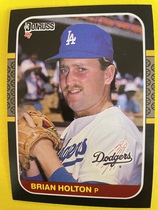 1987 Donruss Base Set #598 Brian Holton