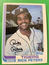 1982 Topps Base Set #504 Rick Peters