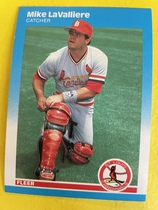 1987 Fleer Base Set #302 Mike Lavalliere