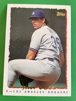 1995 Topps Base Set #332 Jim Gott