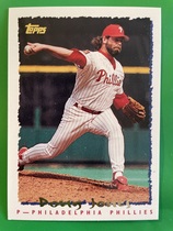 1995 Topps Base Set #495 Doug Jones