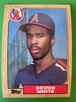 1987 Topps Base Set #139 Devon White