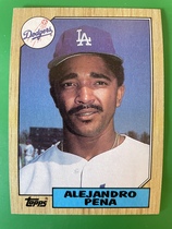 1987 Topps Base Set #787 Alejandro Pena