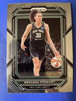 2023 Panini Prizm WNBA #17 Breanna Stewart